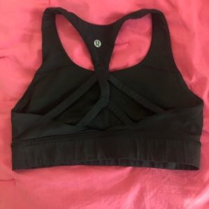Black lululemon racerback sports bra